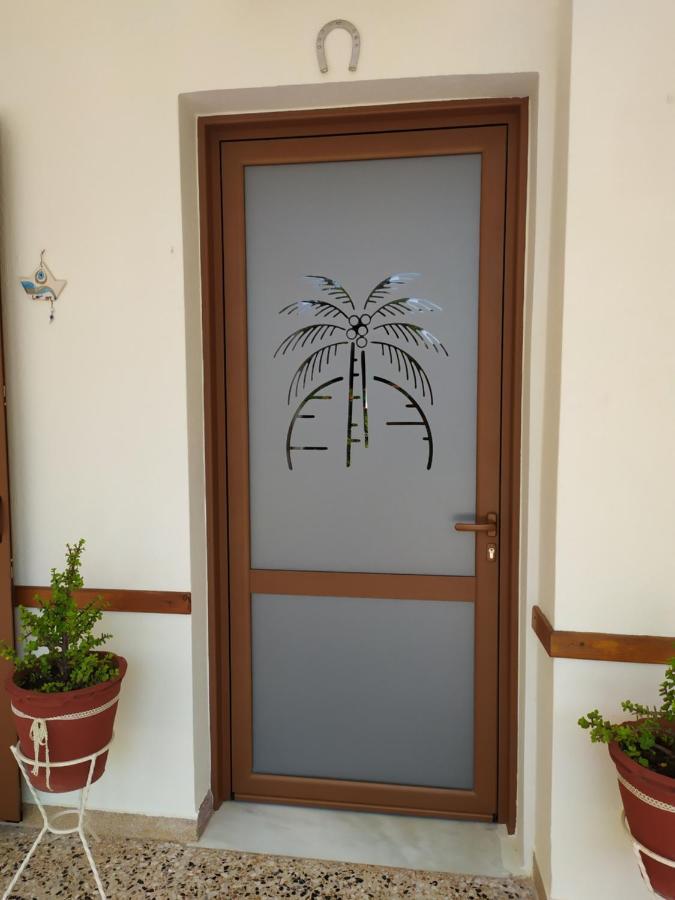 Finikas Rooms Agia Marina  Экстерьер фото