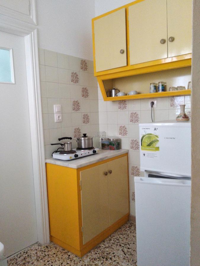 Finikas Rooms Agia Marina  Экстерьер фото