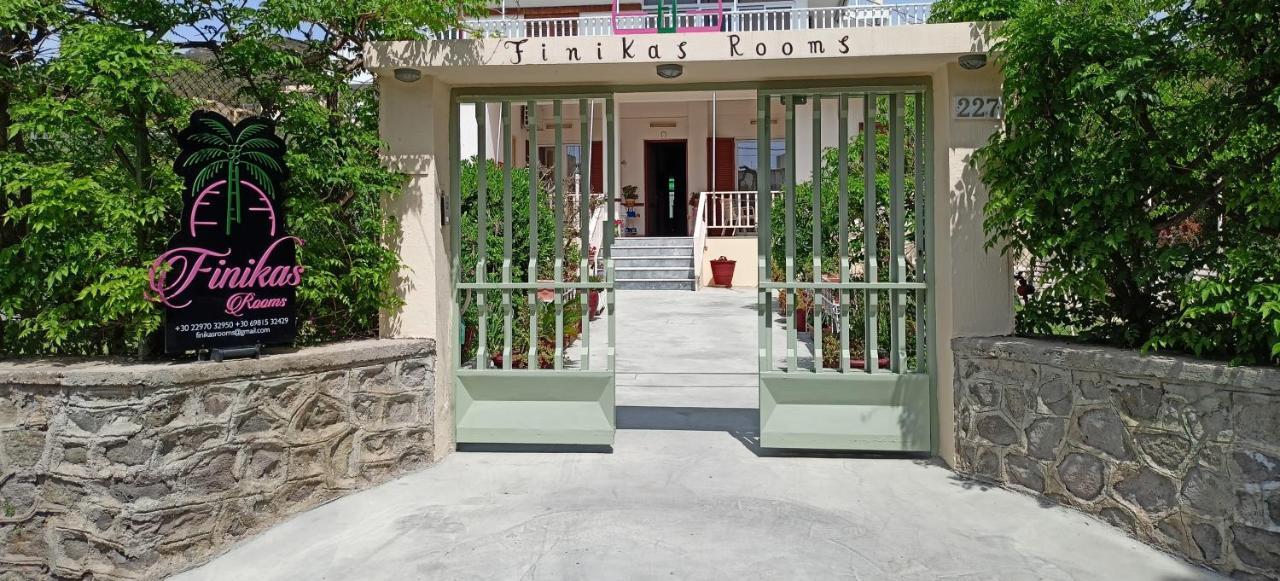 Finikas Rooms Agia Marina  Экстерьер фото