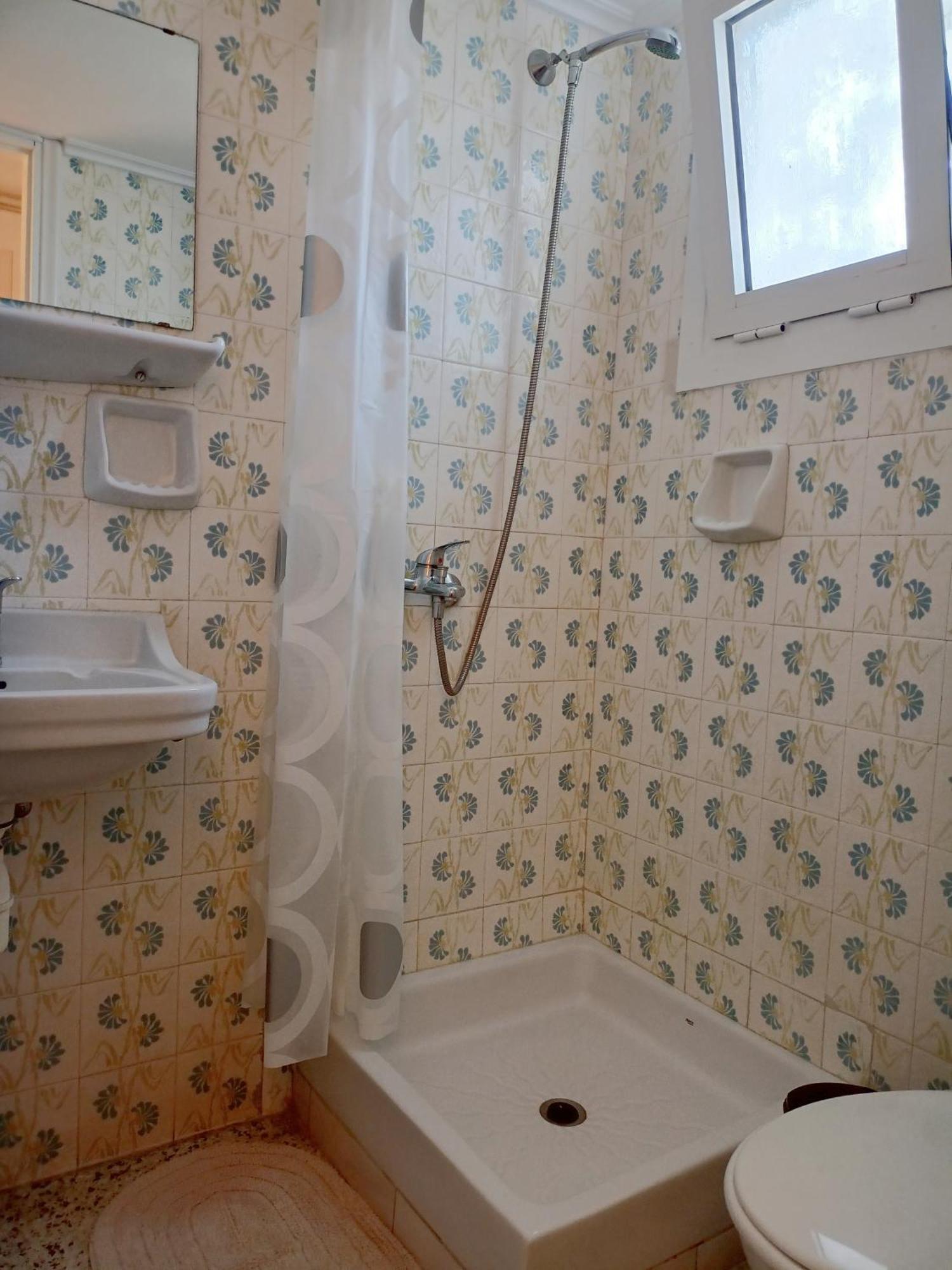 Finikas Rooms Agia Marina  Номер фото
