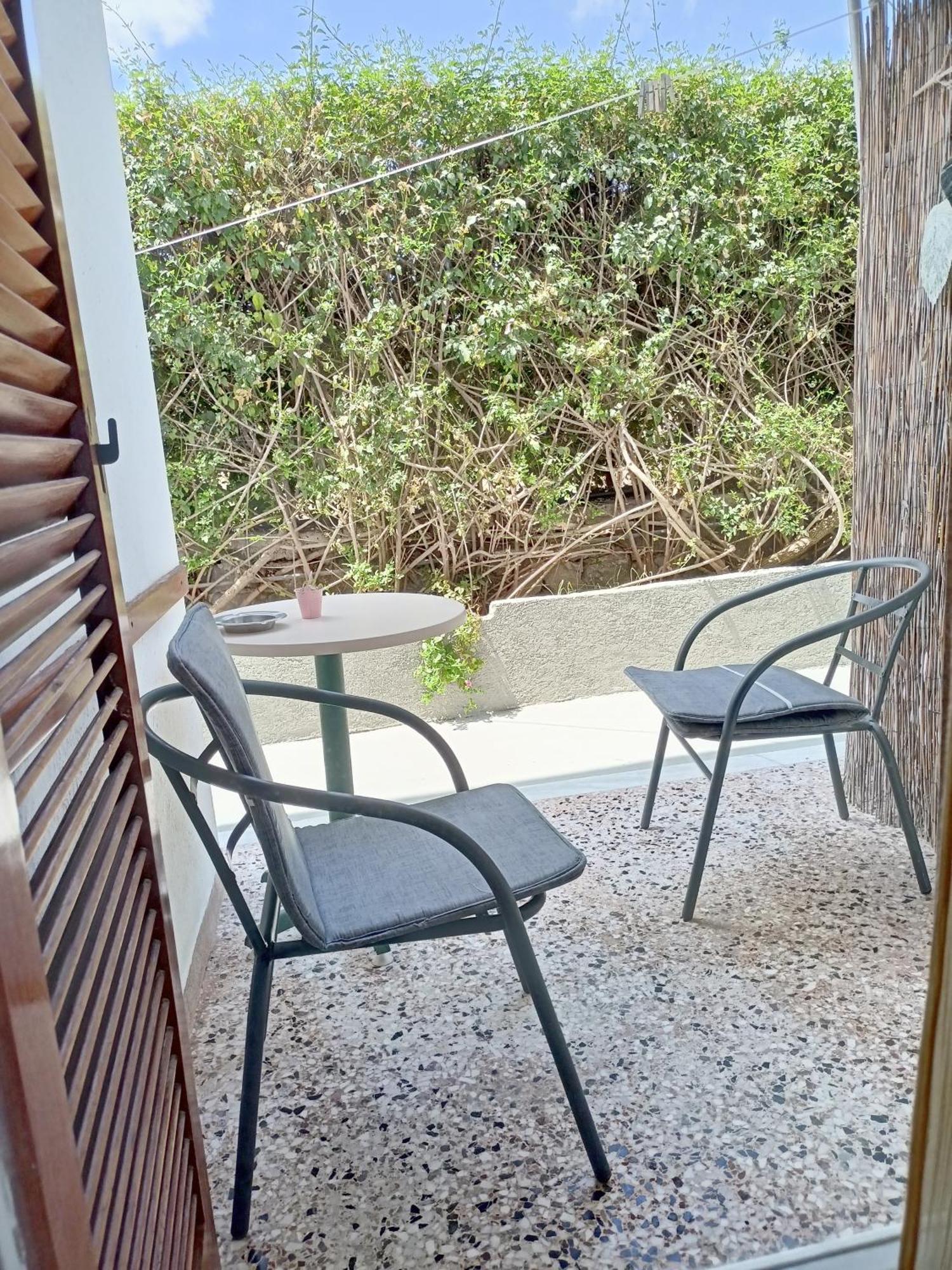 Finikas Rooms Agia Marina  Номер фото