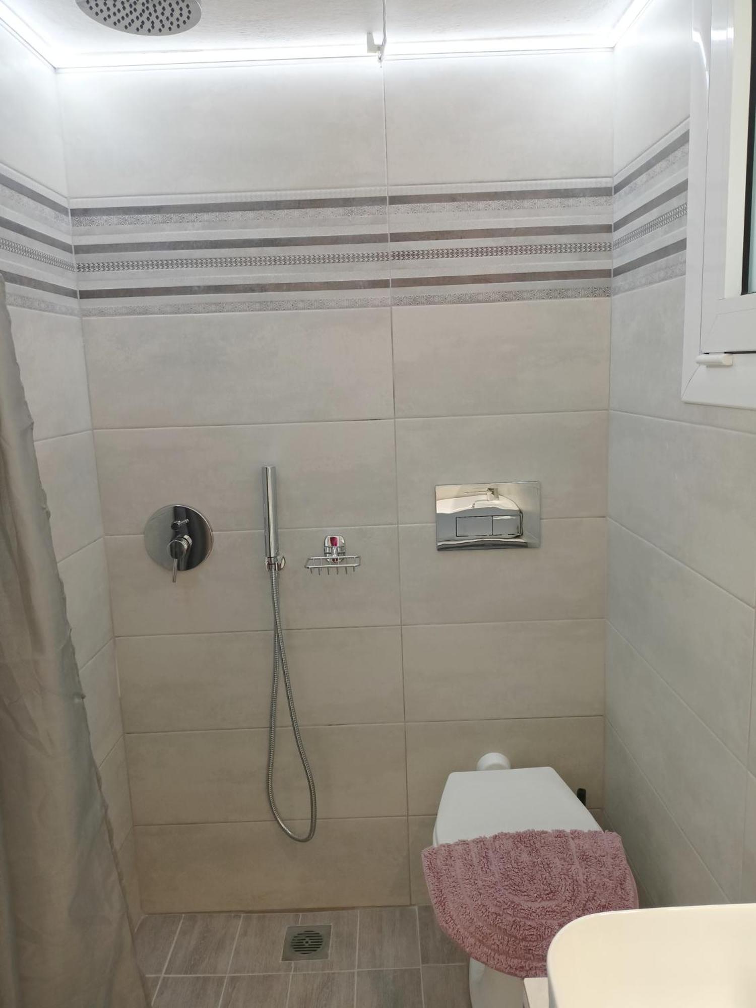 Finikas Rooms Agia Marina  Номер фото