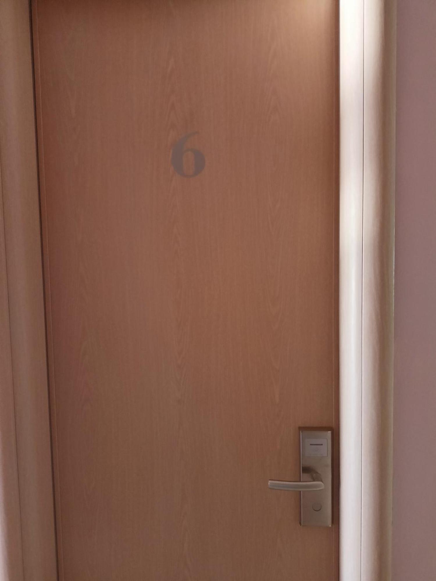 Finikas Rooms Agia Marina  Номер фото